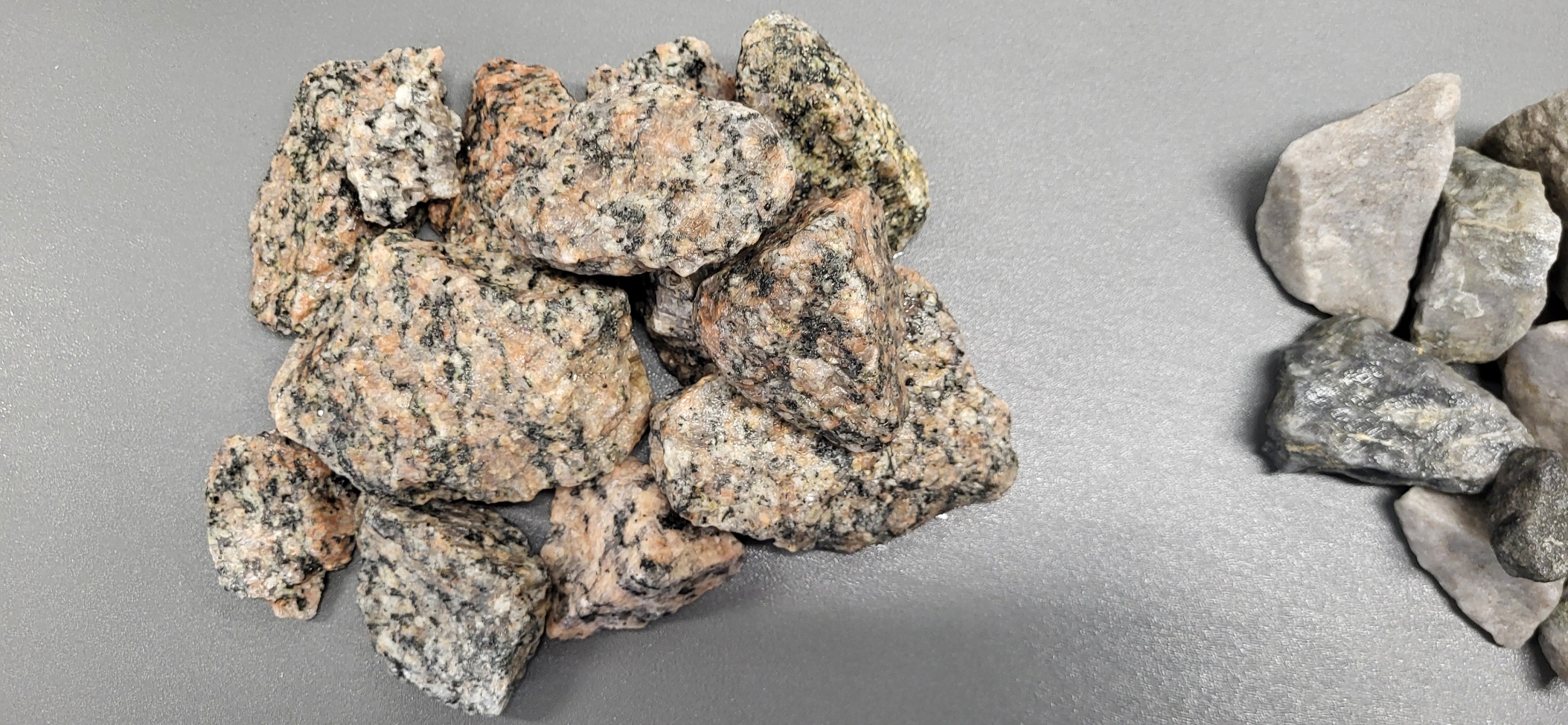 Gabionsten korrekt fraktion Grå Granit