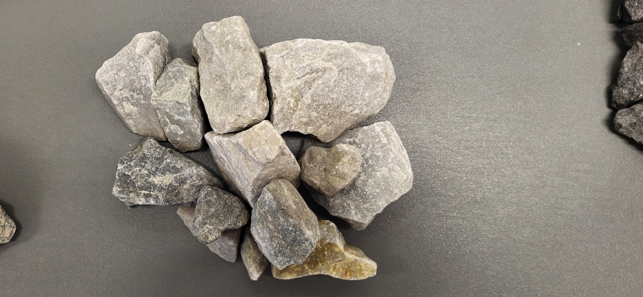 Gabionsten korrekt fraktion Kvartsit